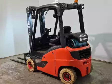 LPG Forklifts 2021  Linde H18T (5)