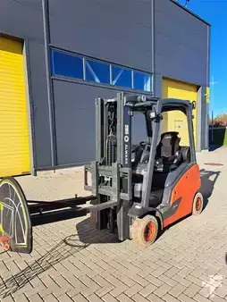 LPG Forklifts 2021  Linde H16T (1)
