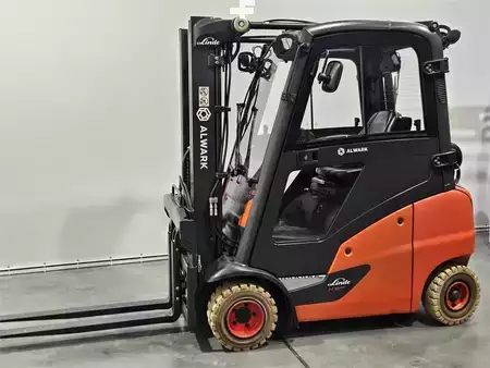 LPG Forklifts 2021  Linde H18T (1)