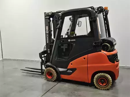 LPG Forklifts 2021  Linde H18T (2)
