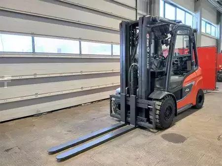 Diesel Forklifts 2021  Linde H30D (5)