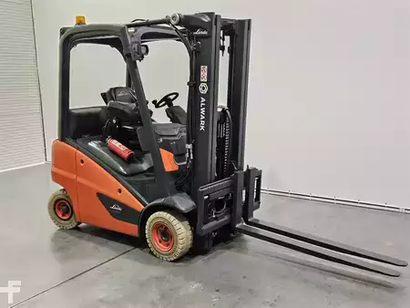 LPG Forklifts 2021  Linde H18T (1)