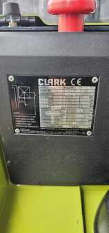 Stacker pedestre 2015  Clark SX12 (11)