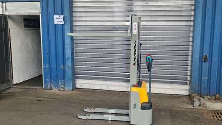 Pallet Stackers 2017  Jungheinrich EJC M 10 (7)
