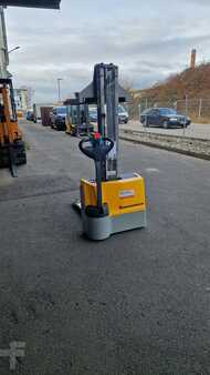 Pallet Stackers 2017  Jungheinrich EJC M 10 (4)