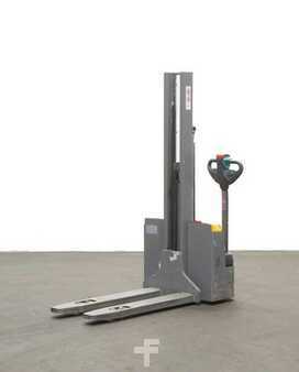 Pallet Stackers 2017  Jungheinrich EJC M 10 (2)