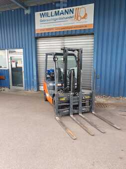 Treibgasstapler 2007  Toyota 02-8FGE15 (4)
