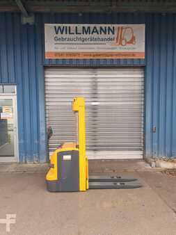 Stacker pedestre 2012  Jungheinrich EJC212 (2)