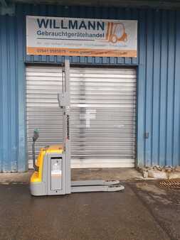 Stacker pedestre 2016  Jungheinrich EJC 212z (9)