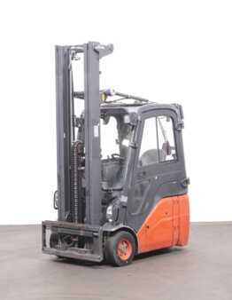 Chariots électriques à 3 roues 2013  Linde E15 (1)