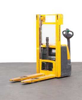 Stoccatori 2013  Jungheinrich EJC112 (1)