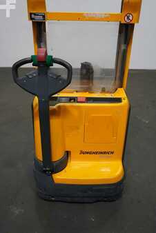 Stoccatori 2013  Jungheinrich EJC112 (3)