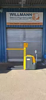 Apilador eléctrico 2011  Jungheinrich EJC212z (6)