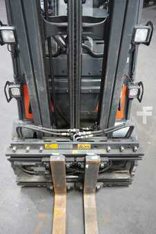 Elektro čtyřkolový VZV 2019  Linde E 20 PH-02 (4)