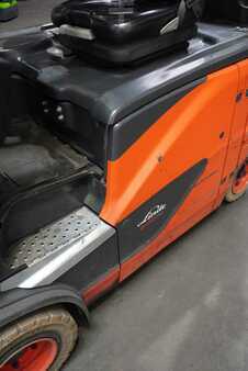 Elektro čtyřkolový VZV 2019  Linde E 20 PH-02 (8)