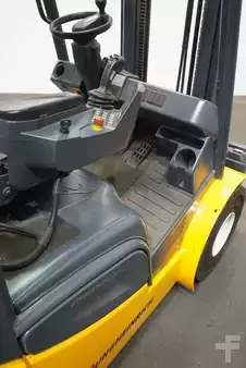 Gas gaffeltruck 2012  Jungheinrich TFG 430s GE-120-370 ZT (3)