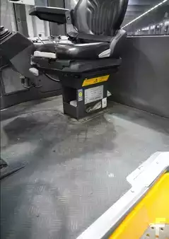 Eléctrica de 4 ruedas 2012  Jungheinrich DFG 660 (9)