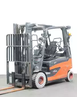 Elektro 4 Rad 2020  Linde E 25 L-01 (1)