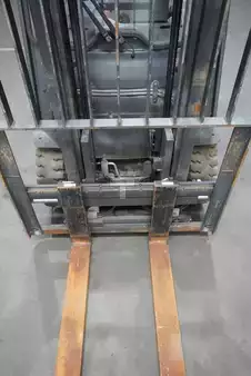 Elektro 4 Rad 2020  Linde E 25 L-01 (5)