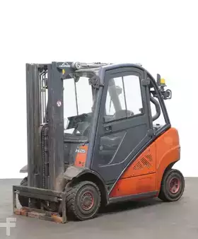 Dieseltrukki 2011  Linde H 25 D-01 (2)