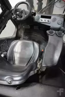 Dieseltrukki 2011  Linde H 25 D-01 (3)