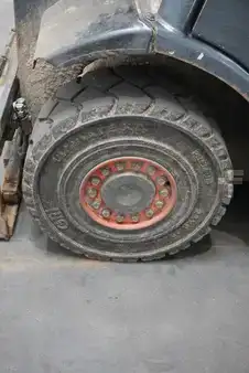 Dieseltrukki 2011  Linde H 25 D-01 (9)