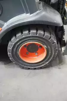 Dieseltrukki 2016  Linde H 20 D-01 (8)