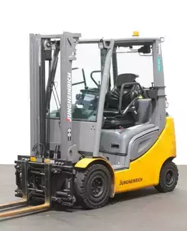 Chariots élévateurs GPL 2019  Jungheinrich TFG 316s (1)