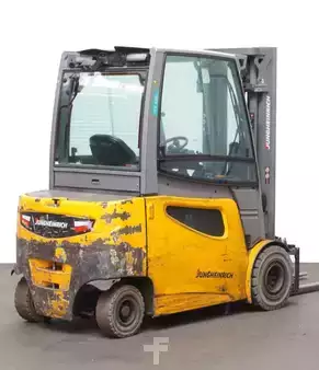 El Truck - 4-hjul 2019  Jungheinrich EFG 425s (1)