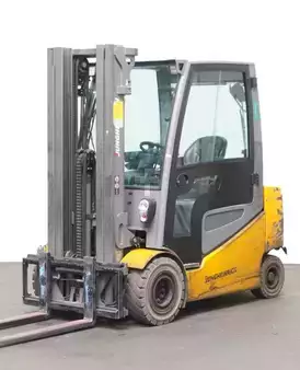 El Truck - 4-hjul 2019  Jungheinrich EFG 425s (2)