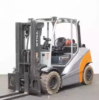 Wózki gazowe 2017  Still RX 70-50 T (1)