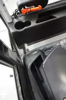 Elektryczne 4-kołowe 2018  Still RX 60-80 (13)