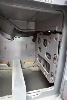 Elektryczne 4-kołowe 2018  Still RX 60-80 (14)