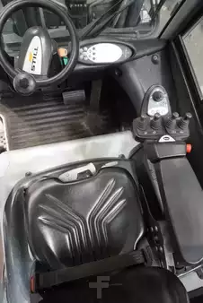 Elektryczne 4-kołowe 2018  Still RX 60-80 (3)