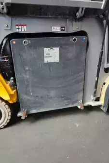 Chariots électriques à 4 roues 2018  Still RX 60-25 (16)