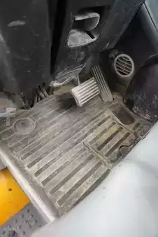 Chariots électriques à 4 roues 2018  Still RX 60-25 (7)