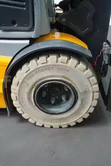 Chariots électriques à 4 roues 2018  Still RX 60-25 (9)