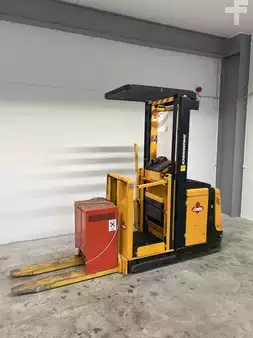 Vertikal-Kommissionierer 2004  Jungheinrich ECP 100 (2)