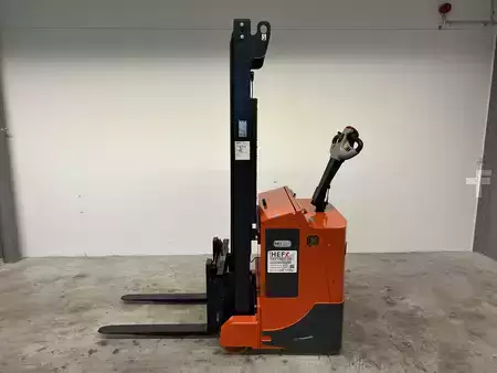 Przyczepy 2016  CSI SBC XTS (1)