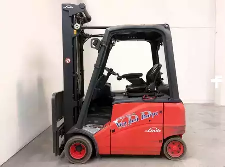Elektro čtyřkolový VZV 2008  Linde E20PH-01 (2)