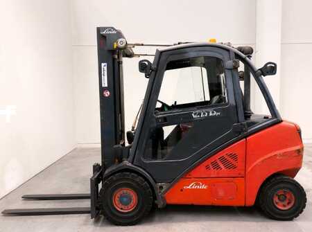 Dieselový VZV 2011  Linde H30D-01 (2)