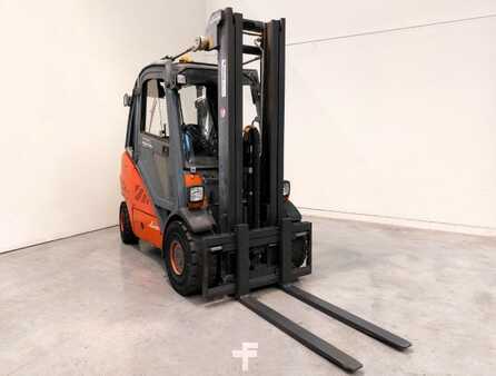 Dieselový VZV 2011  Linde H30D-01 (4)