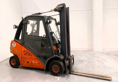 Dieselový VZV 2011  Linde H25D-01 (1)