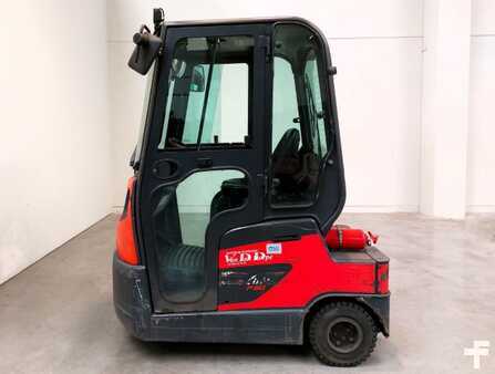 Máquinas de plataforma elétrica 2014  Linde P60 (2)