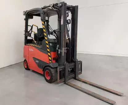 El Truck - 4-hjul 2015  Linde E20PH-02 (4)