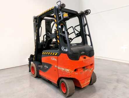 Elektro čtyřkolový VZV 2016  Linde E30H-01 (3)