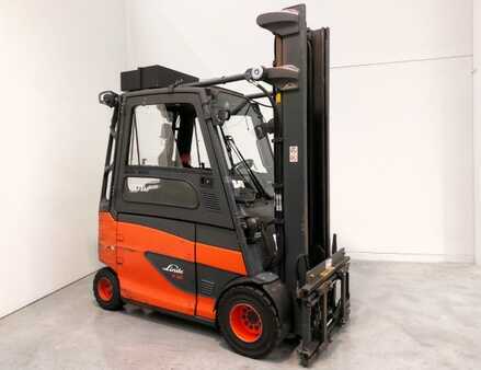 Elektromos 4 kerekű 2019  Linde E35HL-01 (1)