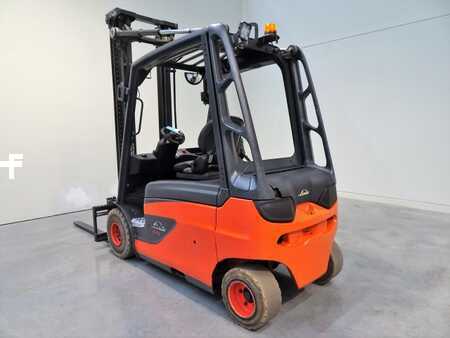 Elektro čtyřkolový VZV 2011  Linde E25L-01 (2)