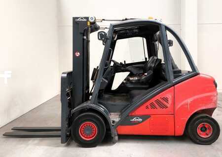 Diesel gaffeltruck 2015  Linde H35D-02 (2)