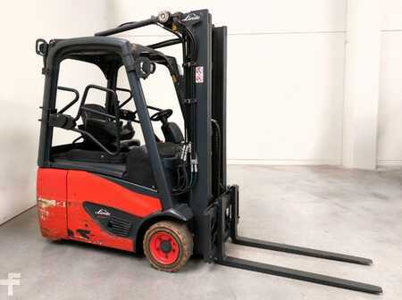 3-wiel elektrische heftrucks 2017  Linde E14-02 (1)